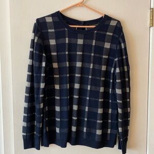 Banana Republic - Navy/white plaid button back sweater